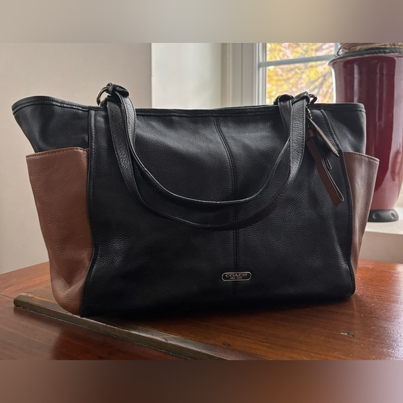 Coach pebbled leather two tone vintage tote shoulder bag purse D1494-F31303 - Picture 2 of 6